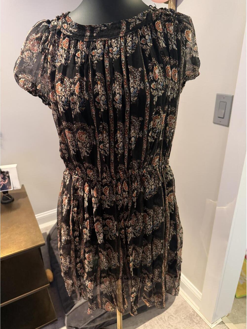 Isabel Marant Patterned Short Sleeve 100% Silk Dress US 4 *small flaw*